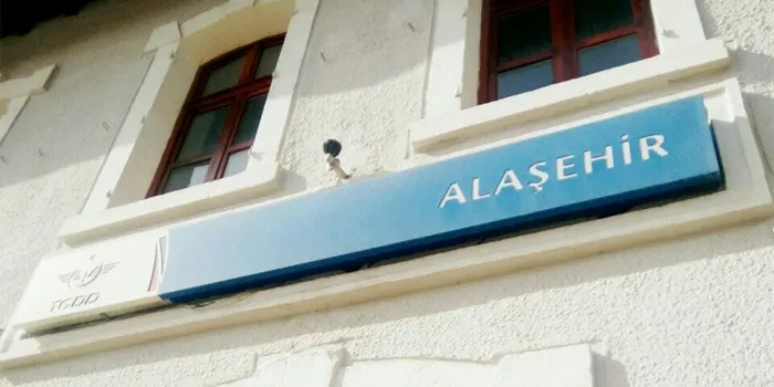 alaşehir tren garı